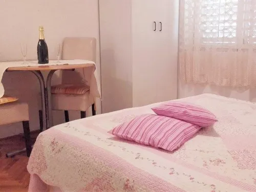 Apartments Jela - Pet friendly