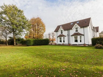 Hookwood Lodge Hotellit kohteessa 