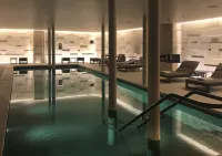 The Lamp Hotel & Spa - Pools