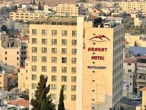 Ararat Hotel