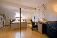 Hotel am Rosenberg Hotel di Sandebeck