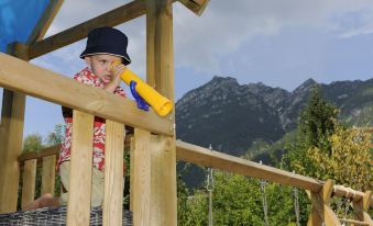 Staudacherhof in Garmisch-Partenkirchen I Blick Aufs Zugspitzmassiv I Einzigartige Bayurvida Küche