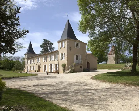 Maison d'hôtes de Charme les Bruhasses Hoteles en Condom