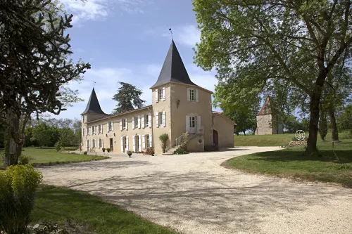 Maison d'hôtes de Charme les Bruhasses Hotel di Bonas