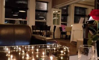 The York Hotel - Housity