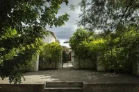 Out of Africa Guesthouse Hotels near Flintstone Creations