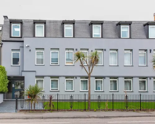 Hampton Suites Serviced Apartments Hotels in Thames Ditton