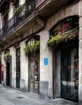 Poshtel Bilbao - Premium Hostel Hotels in Sondika