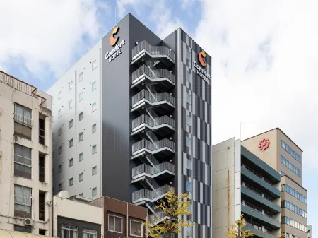 Comfort Hotel Matsuyama Отели рядом с достопримечательностью «Bocchan Wind up Clock»