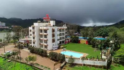 Patang Residency Hotels in Saputara