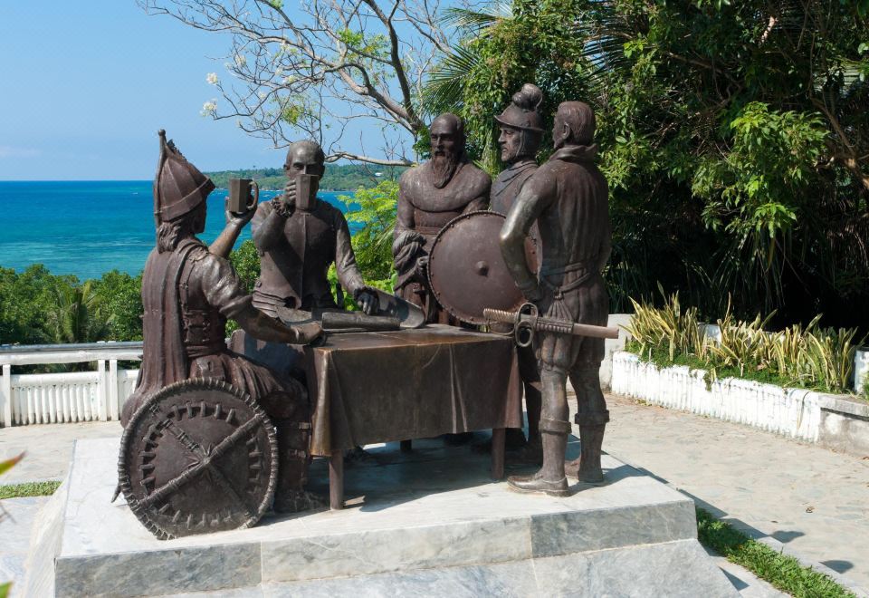 크레스 에보 맨션 호텔 앤드 비스트로