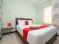 RedDoorz @ Raya Tidar Hotels in Klojen