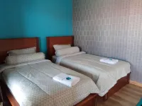 Oseda Nias Surf House Hotel di Kabupaten Nias Selatan