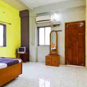 OYO 49628 Bhavani Residency Others