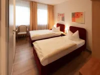 Hotel Garni Regent Hotels in Euskirchen