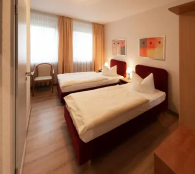 Hotel Garni Regent Hotels near Wohnmobil Stellplatz an der Therme Euskirchen