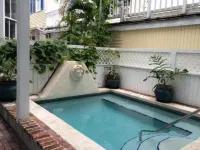 The Artist House - 5-Star