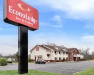 Econo Lodge Inn & Suites Hotels near Shelbyville Recreation Center