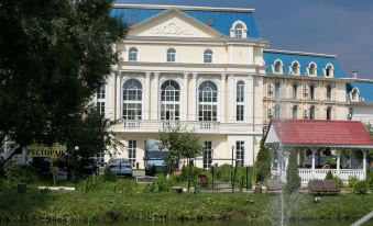Park Hotel Vnukovo - Kartmazovo