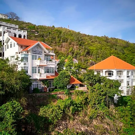 The Wind Resort - Tropical Hillside Escape