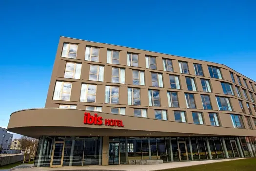 Ibis Wels Hotels in der Nähe von Zoo Schmiding