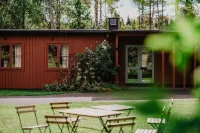 Stiftsgården Tallnäs Hotels near Skillingaryds församling