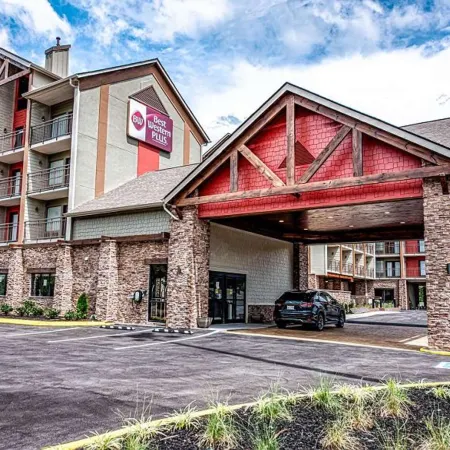 Best Western Plus Mountain Melodies Inn Suites