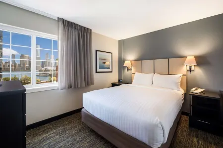 Sonesta Simply Suites Jersey City