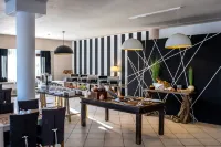Skopelos Holidays Hotel by Ghh - breakfast