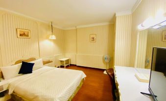 CHUNG SHAN HOTEL