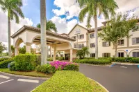 Hawthorn Extended Stay by Wyndham Naples