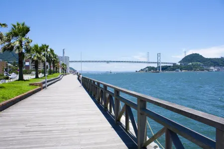 KOKO STAY Shimonoseki(formerly Hotel Wing Shimonoseki） Отели рядом с достопримечательностью «Kaikyo Yume Tower（360° Sky View）»