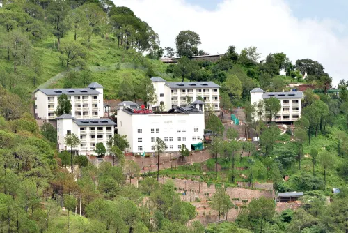 Ramada by Wyndham Kasauli - Gym