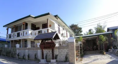 Lady Princess Motel 2 Hotels in 