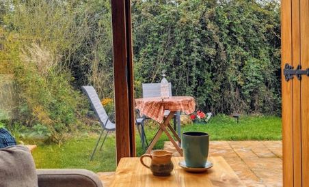 Winter Escape Luxury Hobbit House with Hot Tub - Housity