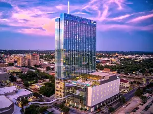Fairmont Austin Gold Experience