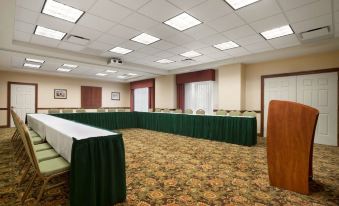 Country Inn & Suites by Radisson, State College (Penn State Area), PA