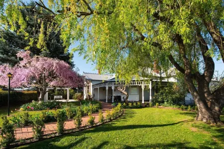 The Dudley Boutique Hotel Отели в г. Яндойт