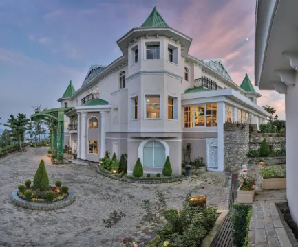 Club Mahindra Pristine Peaks, Naldehra