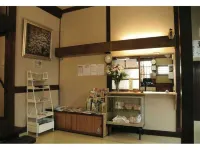 Sakura Guest House Hotel dekat Jembatan Nakabashi