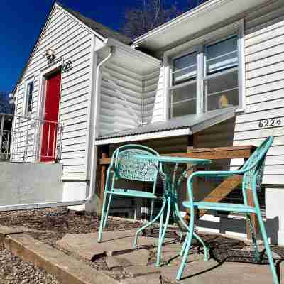 Charming Bungalow Next to Csu - Free Cruiser Bikes Hotel Exterior