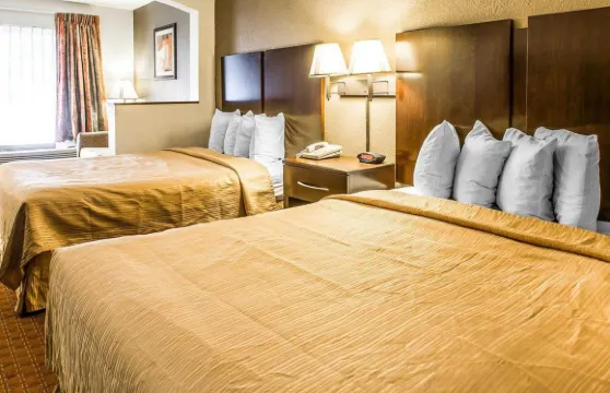 巴拿馬城海灘附近凱藝套房酒店