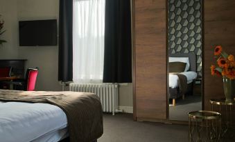 De Roode Leeuw Terborg - Housity