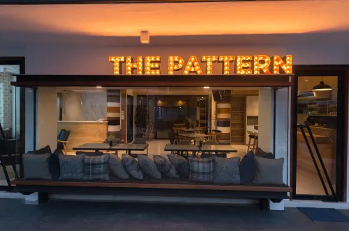 The Pattern Boutique Hotel - Parking
