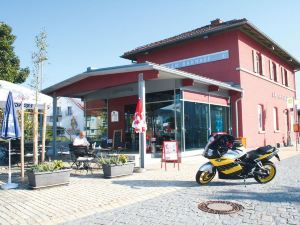 Übernachtung im Nostalgischen Bahnwaggon