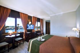 Hotel Diego de Almagro Valdivia