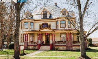 1897 Beekman House Bed and Breakfast