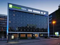 Holiday Inn Express Antwerp City - North Hotels near Cathedral of Our Lady