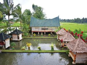 Lesehan Cahaya Tetebatu Inn Syariah at Desa Wisata