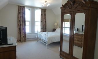 The Castle Inn - Housity